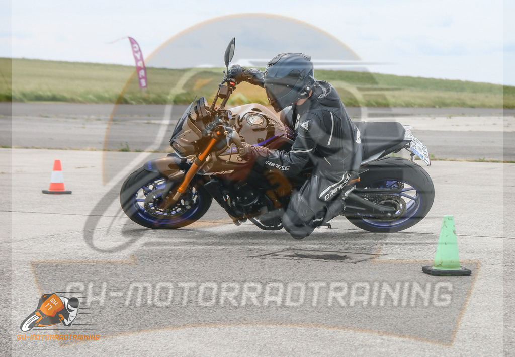 IMG_2895 | gh-motorradtraining-foto.de - Realisiert mit Pictrs.com