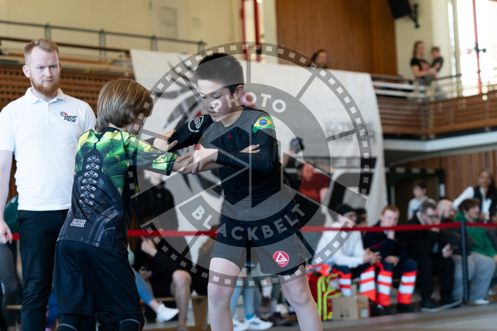 20250329PBB3381 | Fighters compete during the International Luta Livre (ILLCS) Germany IX Spring 2025 Competition spring on March 29, 2025 in Hannover, Germany.© Chiara Dazi