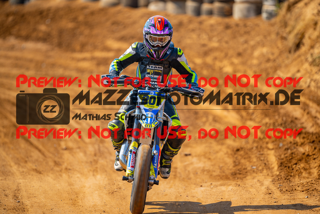 MaZZes-Fotomatrix-20260815-605234 | ROOKIES