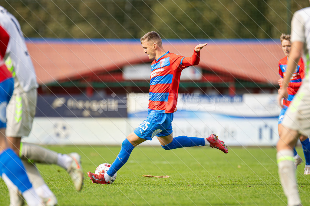 20250921_Picselweb-Fotografie_Meta_1R3_0358 | SV Drochtersen Assel - Werder Bremen II 3:2 - Realisiert mit Pictrs.com