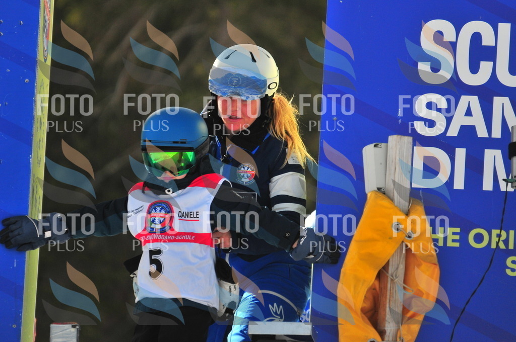 B9435 | holidayphoto