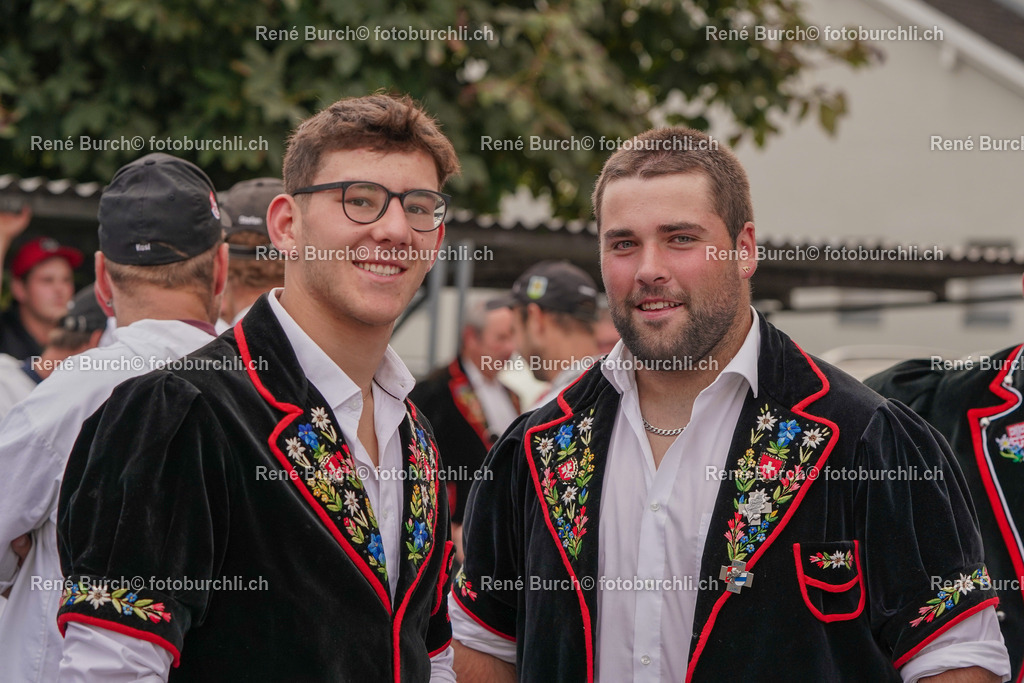 DSC08185-2 | René Burch leidenschaftlicher Fotograf aus Kerns in Obwalden.  Hier finden sie Sport, Landschaft und Natur Fotografie.
 - Realisiert mit Pictrs.com