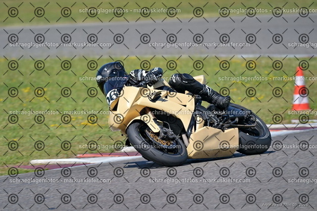 26BT01-1525 | 096 - Realisiert mit Pictrs.com