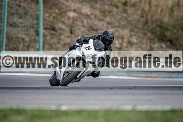 pube9569 | Professionelle Fotos von Sportveranstaltungen, aber auch Hochzeiten und anderen Events. - Realisiert mit Pictrs.com