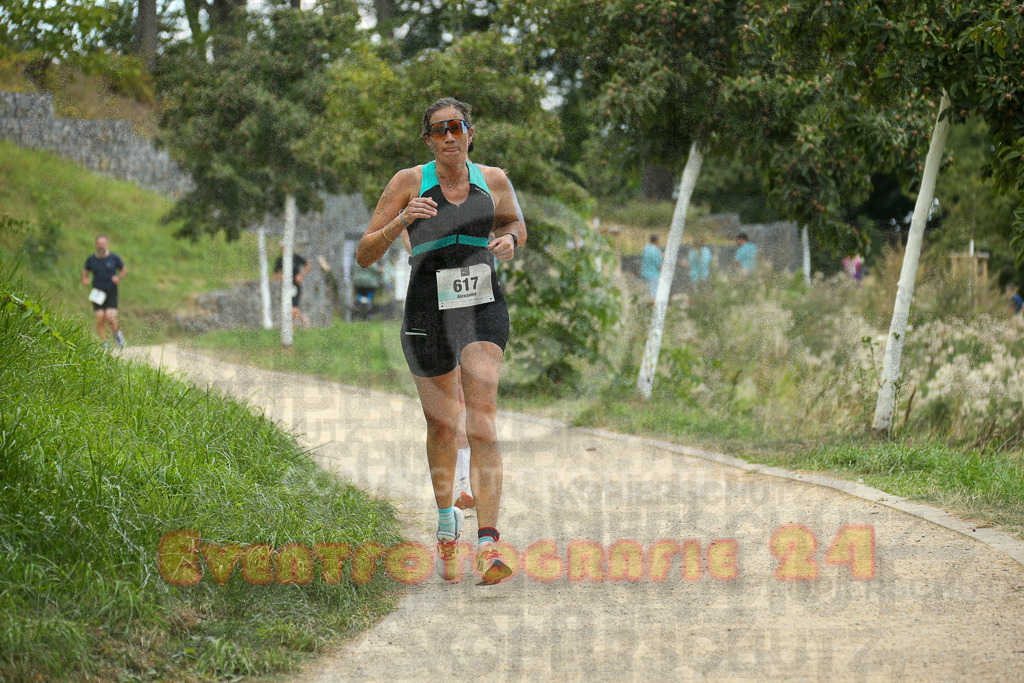 250824_1423_EX1_6035 | Sportfotografie im Rhein-Sieg Kreis, Köln, Bonn, NRW, Rheinland Pfalz, Hessen, etc. Unser Tätigkeitsfeld umfasst den Laufsport vom Volkslauf über den Marathon, Duathlon, Triathon bis zum Ultralauf wie Kölnpfad Ultra oder Schindertrail.