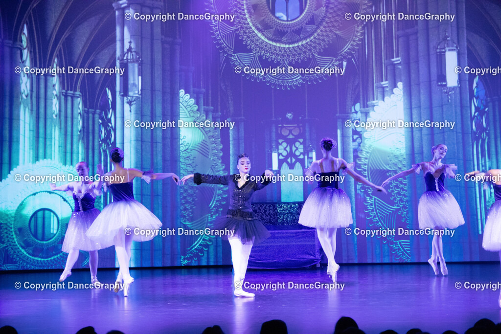 GPHY1560 | DanceGraphy - Realisiert mit Pictrs.com