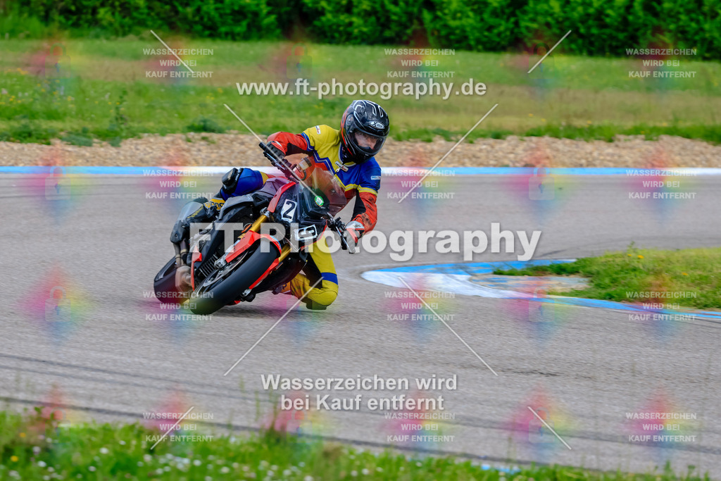 MotoTeam-8764 | Hier findet Ihr Bilder von Touristenfahrten auf der Nürburgring Nordschleife oder von anderen Veranstaltungen die ich besucht habe. Viel Spass beim Durch Schauen 