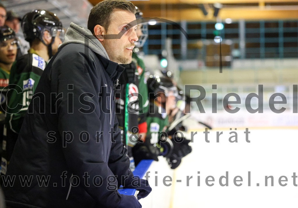 2022-09-23_096_TSV_Erding_gegen_EV_Fuessen | Erding, Deutschland, 23.09.2022:
Eishockey, Bayernliga 2022 / 2023, Testspiel, TSV Erding gegen EV Füssen, Endergebnis: 1:3

Foto: Christian Riedel / fotografie-riedel.net