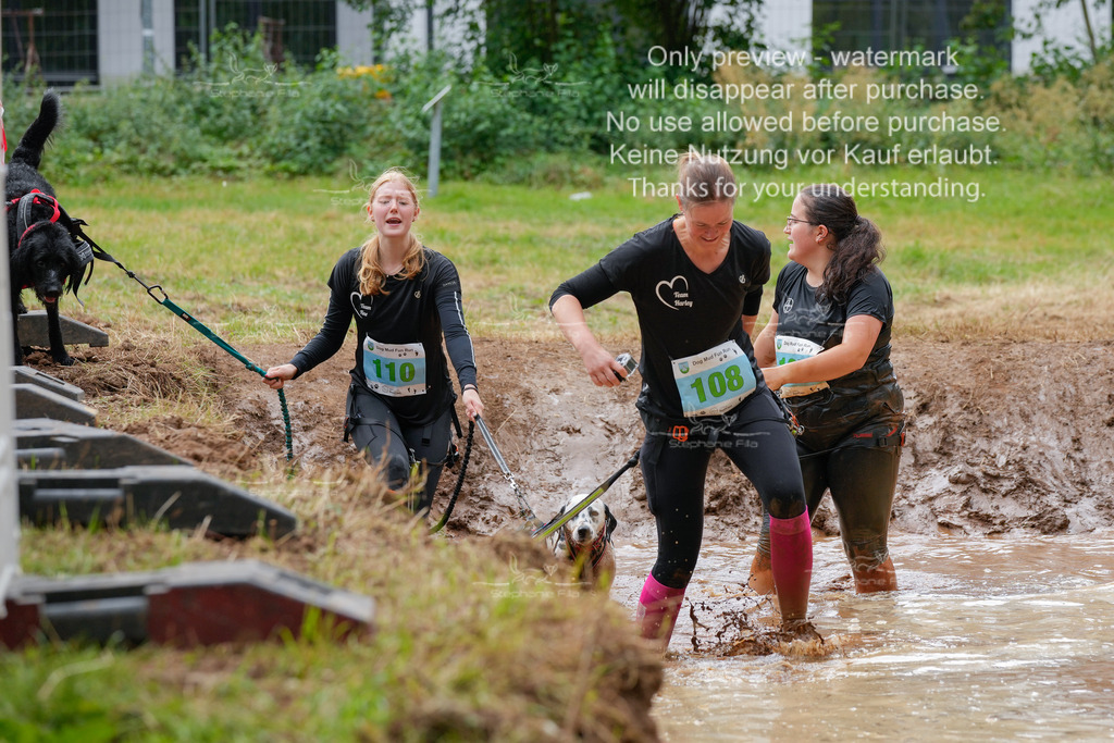 Schlamm_mit_Hund (145 von 460) | stephaniefillaphotographie - Realisiert mit Pictrs.com