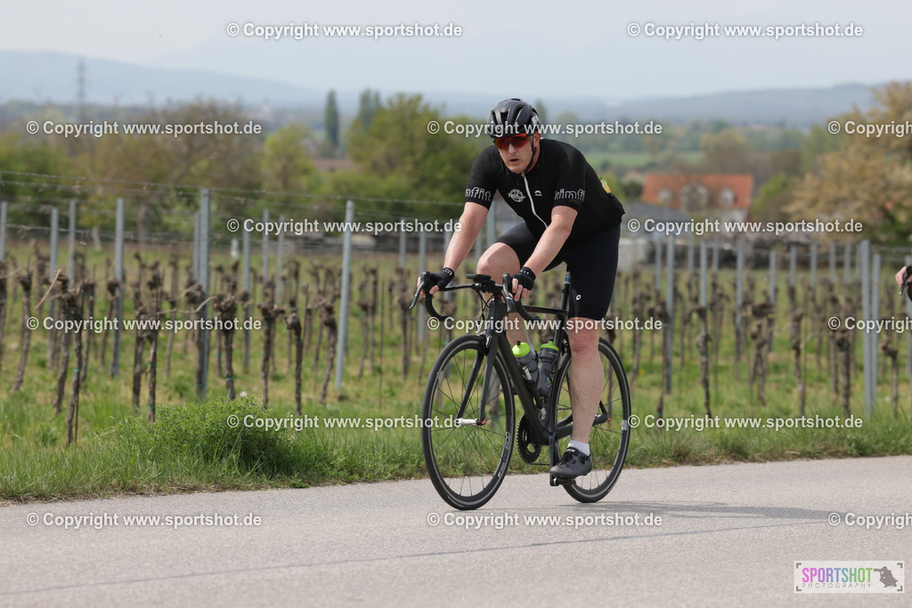 368A4910 | Neusiedlersee Radmarathon 2026@sportshot_your_pictrs #yourpictures#roadtowm2029 #nrm #neusiedlerseeradmarathon #neusiedlersee #neusiedlerseetourismus #burgenland #mörbisch #nrm26 #burgenlandtourismus #voglundco #poweredbyburgenlandtourismus #radsport #rad #marathon #ucigranfondo #visitburgenland #ucigranfondoworldseries