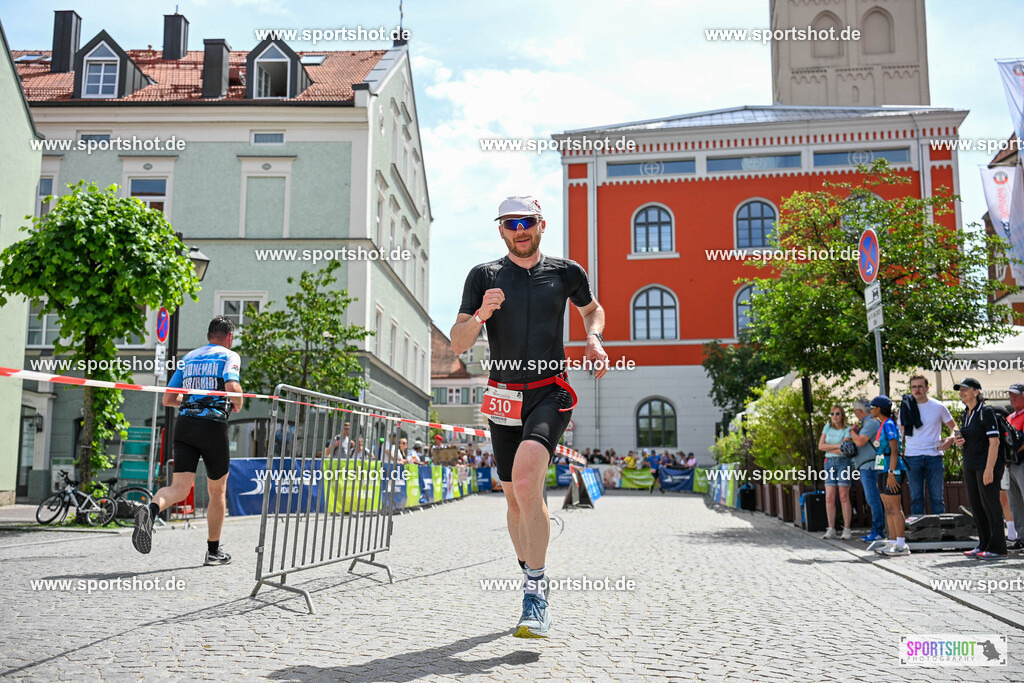 SZI_9117 | Stadttriathlon Erding 2025. #yourpictrs #sportshot_your_pictrs @Sportshotphotography #stadttriathlonerding Copyright: www.sportshot.de