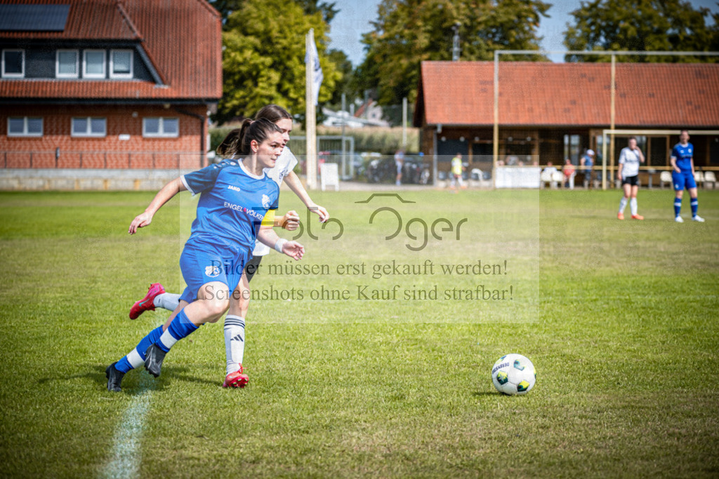 SG Bohmte/Ostercappeln/Schwagstorf - SV Harderberg - Frauen Bezirkpokal | Frauen Bezirkpokal · 1. Damen - 1. Damen · Sportplatz - Realisiert mit Pictrs.com