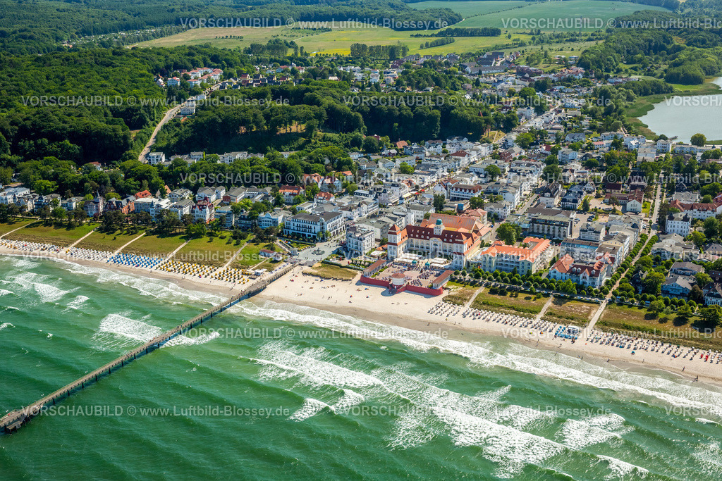Ostsee16062275Ruegen_Ostseebad Binz | Kurhaus, Ostseebad Binz, Küstenlinie, Strandkörbe,  Binz, Ostseeküste,Mecklenburg-Vorpommern, Vorpommern, Mecklenburg-Vorpommern, Deutschland