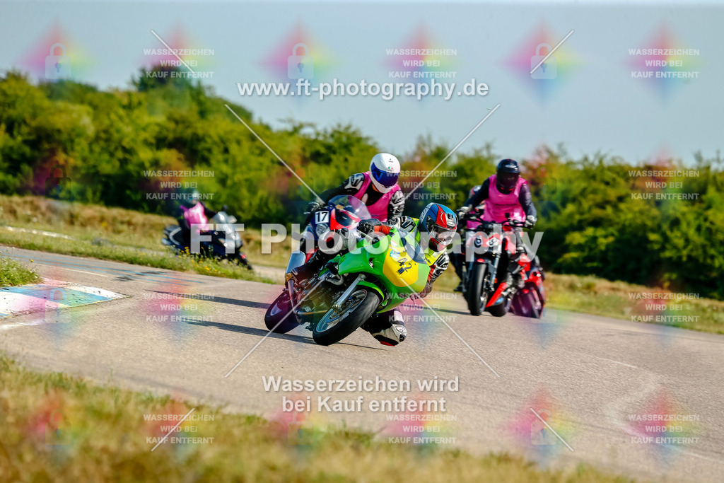 Chambley Juli-0492 | Hier findet Ihr Bilder von Touristenfahrten auf der Nürburgring Nordschleife oder von anderen Veranstaltungen die ich besucht habe. Viel Spass beim Durch Schauen 