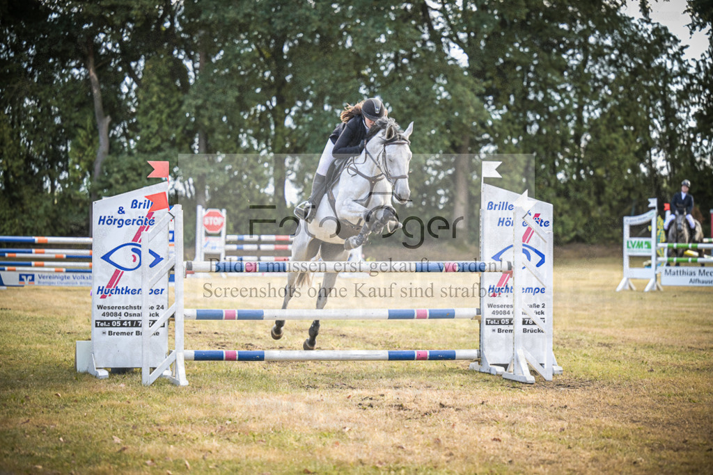DOS_0615 | Entdecke hochwertige Reitturnierfotos von Foto Oger. Professionell, emotional und authentisch – jetzt Lieblingsmomente im Shop bestellen.Deutschlandweite Turnierfotografie. - Realisiert mit Pictrs.com