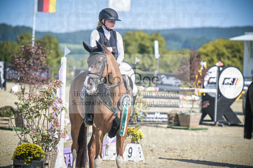 DOS_0099 | Entdecke hochwertige Reitturnierfotos von Foto Oger. Professionell, emotional und authentisch – jetzt Lieblingsmomente im Shop bestellen.Deutschlandweite Turnierfotografie. - Realisiert mit Pictrs.com