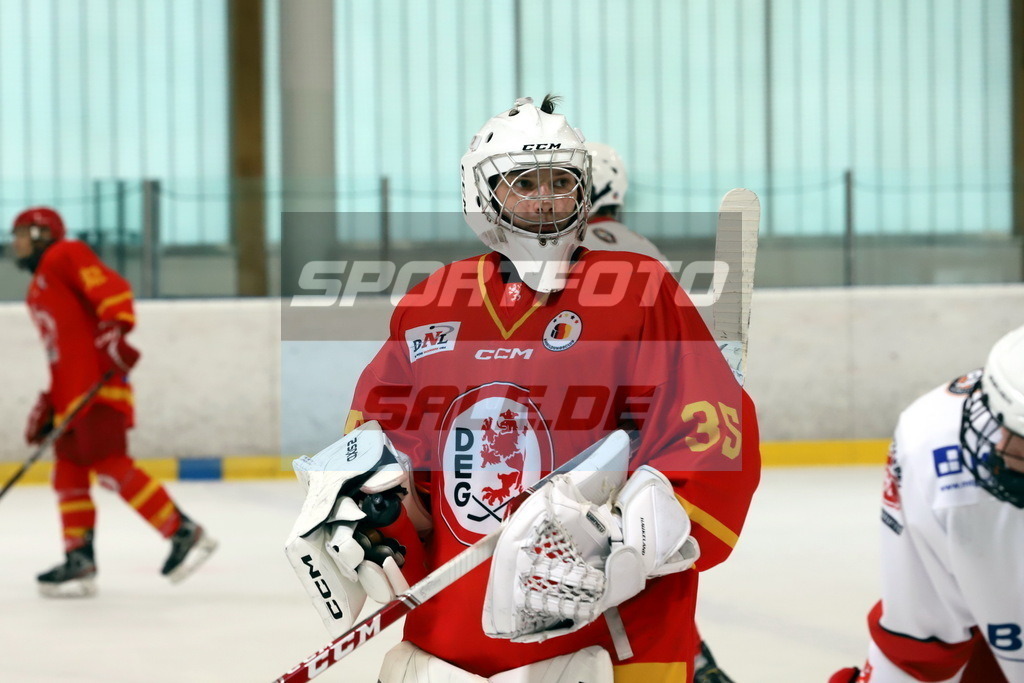 Leon Hümer - DEG | Leon Hümer - DEG - Realisiert mit Pictrs.com