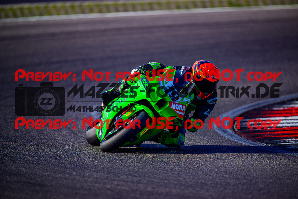 MaZZes_FotoMatrix_240831_6007705_1477 | STK1000