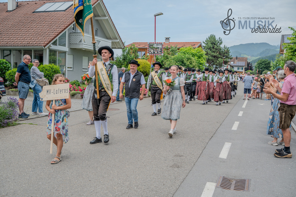 DSC_5732 | "Fussifoto.com – Ihr Ansprechpartner für hochwertige Fotografie! Entdecken Sie kreative Bilder und professionelle Dienstleistungen. Kontaktieren Sie uns für Ihre Projekte!"