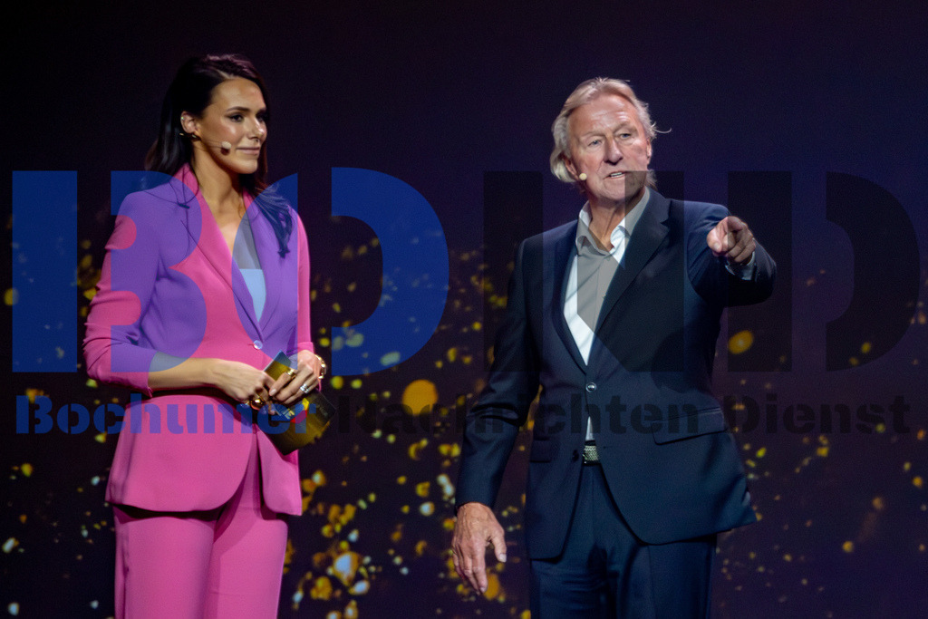 SES_HOFDFM20251006-90 | bond - Realisiert mit Pictrs.com