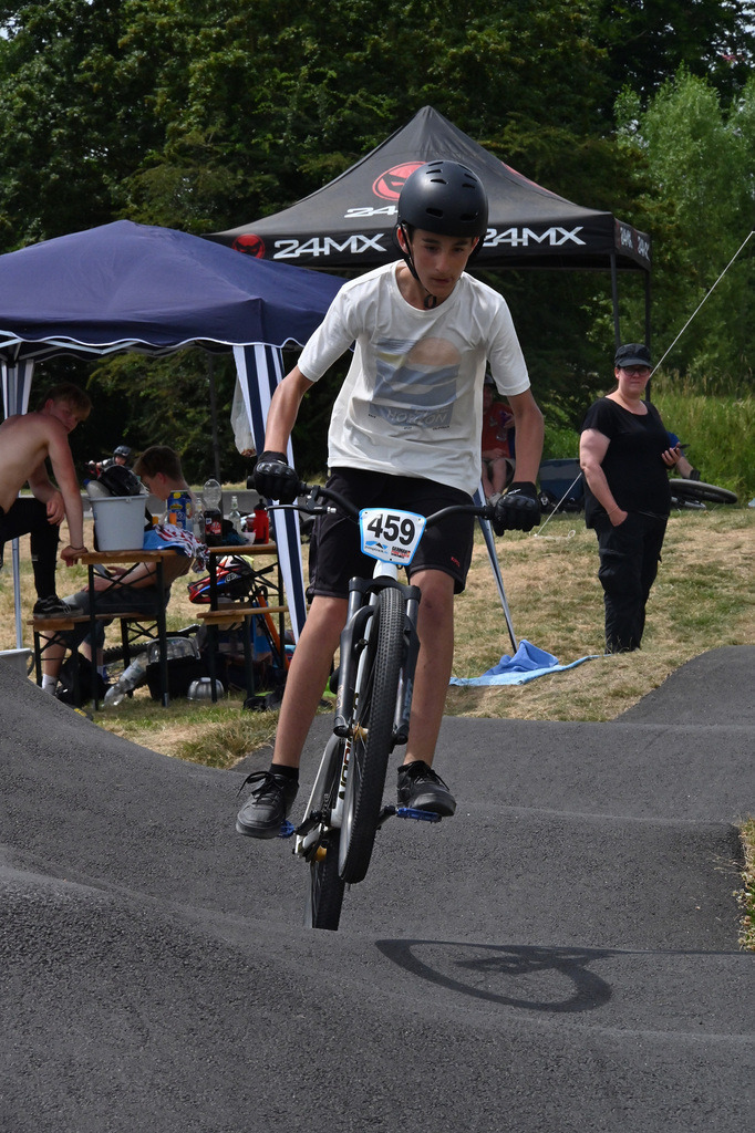 DSC_7215-cam-florian | German Pumptrack Series - Realisiert mit Pictrs.com