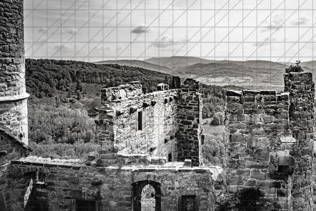 Ruin | Kaufen sie online außergewöhnliche Fotografien auf Leinwand Acrylglas Fotoprint Aludibond von holgerweigeltfotografie - Realized with Pictrs.com