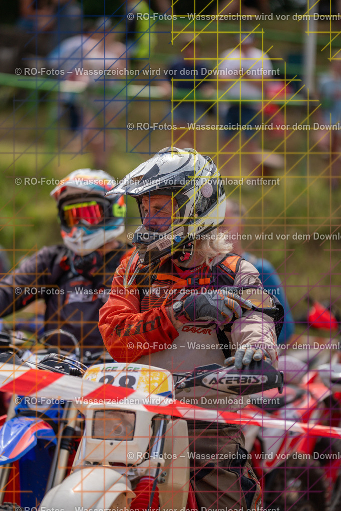 Niederwürzbach 3 Lauf-66 | Sportfotografie von RO-Fotos: Motorsport, Motocross, Enduro, Laufveranstaltungen und Triathlon. Professionelle Fotos von Sportlern und Events. - Realisiert mit Pictrs.com