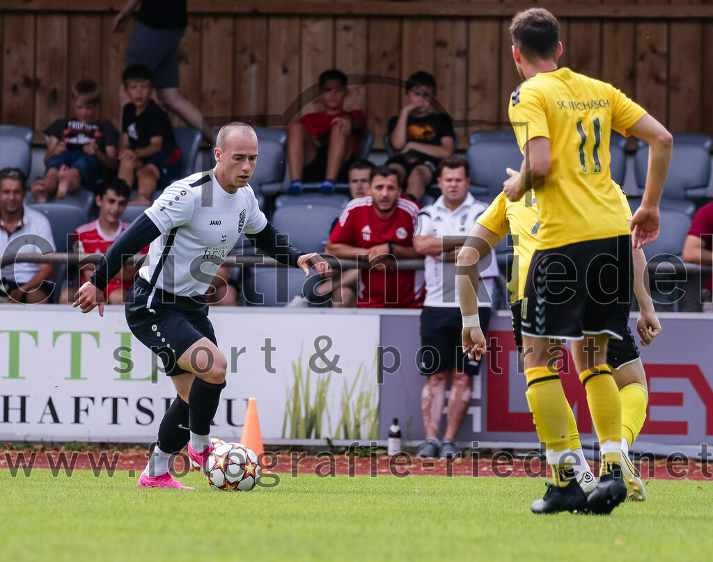 2023-07-23_025_SV_Anzing_gegen_SC_Kirchasch | Anzing, Deutschland, 23.07.2023:
Fußball, Kreisliga 2023 / 2024, Testspiel, SV Anzing gegen SC Kirchasch, Endergebnis: 5:1

Tim Schuster (SV Anzing, #19)

Foto: Christian Riedel / fotografie-riedel.net
