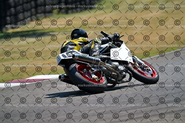 26bc03-1598 | markuskiefer.com - Realisiert mit Pictrs.com