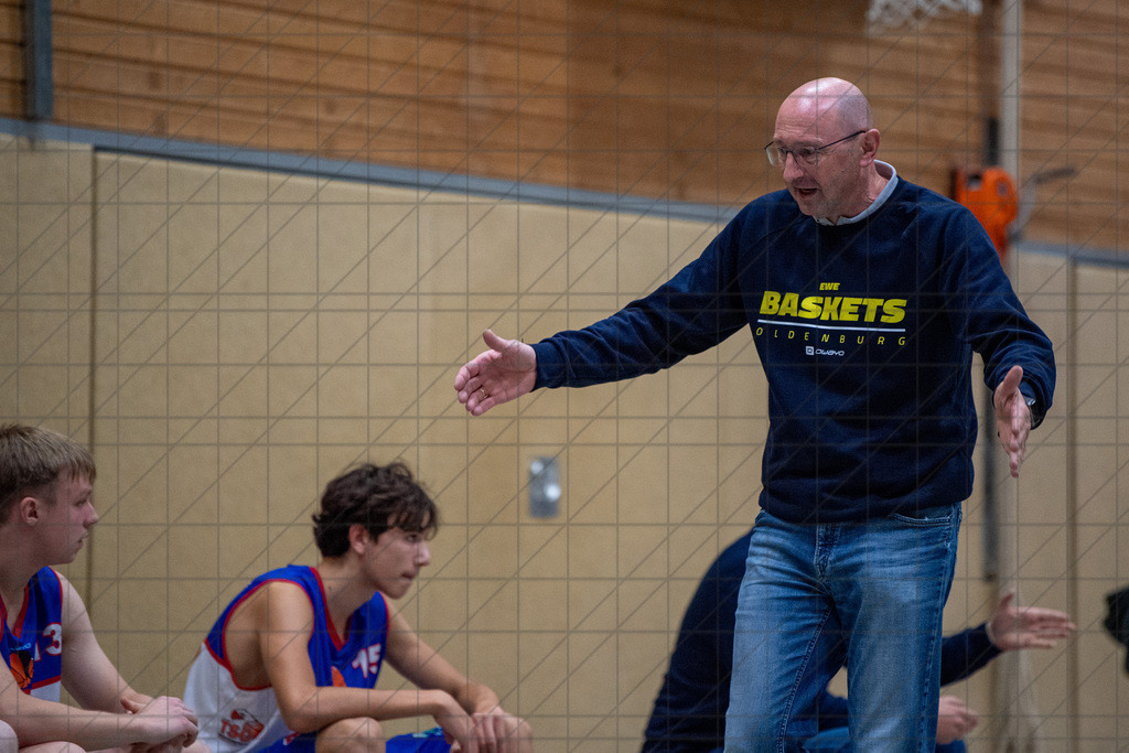 2. RL West | 05.10.2024 | Bad Essen vs. TSG Westerstede 2 | 2. RL West | 05.10.2024 | Bad Essen vs. TSG Westerstede 2 - - - - - CREDIT, www.bullenfotos.de, Martin König, Hörner Weg 40, D-49078 Osnabrück, +4917663732967, Nutzung und Weitergabe nur zu den vereinbarten Zwecken. Presseanfragen an Ersteller. Alle Rechte beim Ersteller. - - - - - - Realisiert mit Pictrs.com