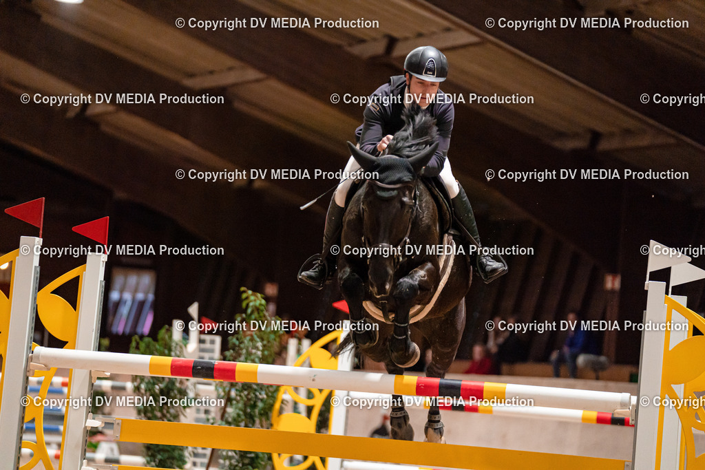 Springen Tag 1-776 | dv-media-shop - Realisiert mit Pictrs.com