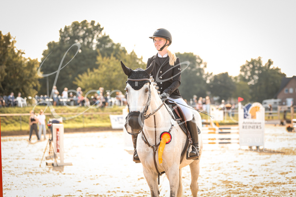 01.FrSpE00383 | Leoni Ertmer Photography - Realisiert mit Pictrs.com