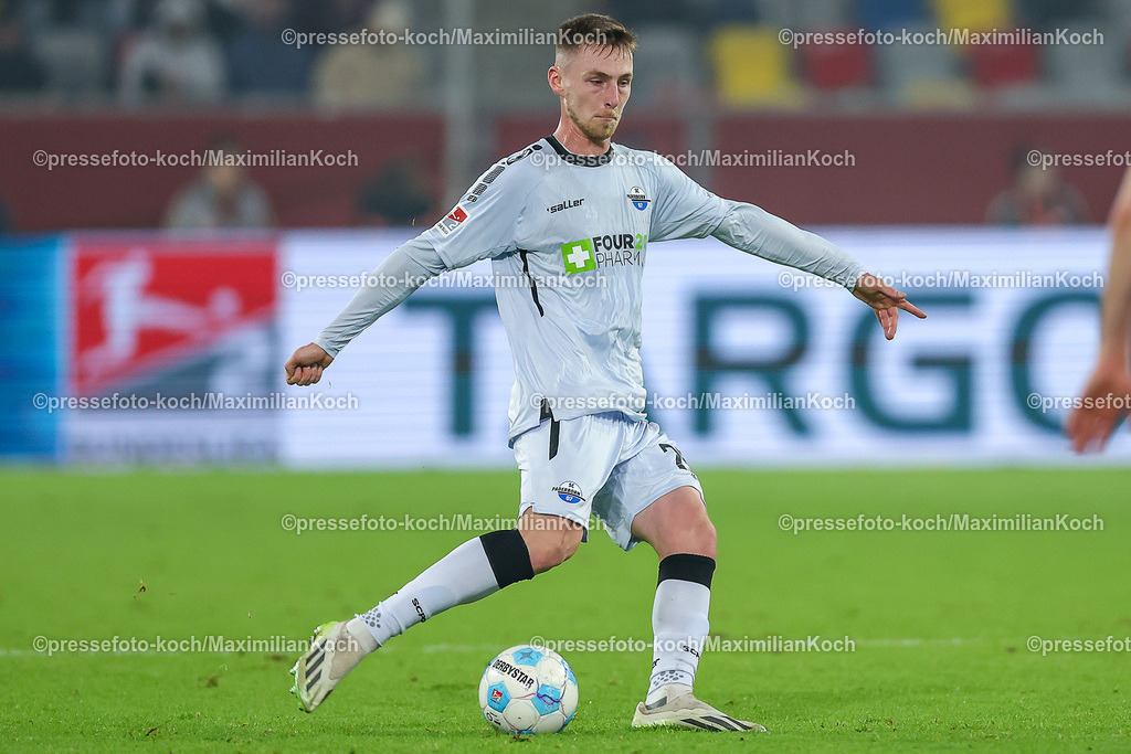 Due0911240109602149 | 09.11.2024, Fußball, Fortuna Düsseldorf - SC Paderborn 07, 2. Bundesliga, Merkur Spiel-Arena, Saison 2024 2025: Tjark Scheller (Paderborn #25) DFB regulations prohibit any use of photographs as image sequences and or quasi-video.