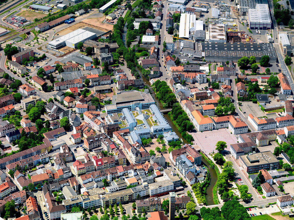 2736365 | Hallplatz Zweibrücken
