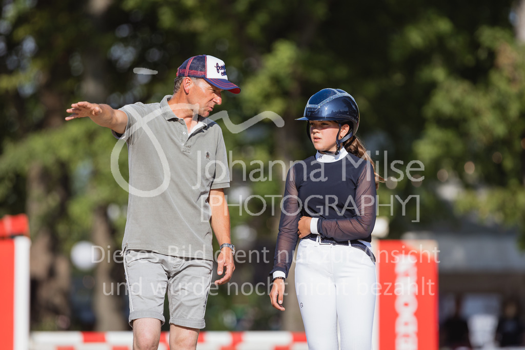 220825_Delbrueck_PonyTrophy-121 | Deine schönsten Turniermomente als professionelle Fotos! Entdecke hochwertige Pferdesport-Fotografie im Online-Shop. Jetzt Fotos finden & bestellen!