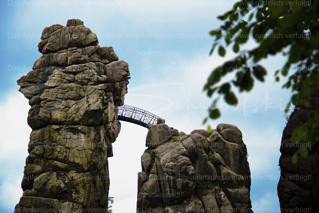 Wandbild Teutoburger Wald "Externsteine" | People- und Tierfotografie, Imageaufnahmen, Veranstaltungsfotografie und Wandbilder aus der Natur ★ Made in Germany ✔️ Druck + Downloads ✔️ Naturfotografie in Top Qualität ★ schneller Versand, weltweite Lieferung! - Realisiert mit Pictrs.com