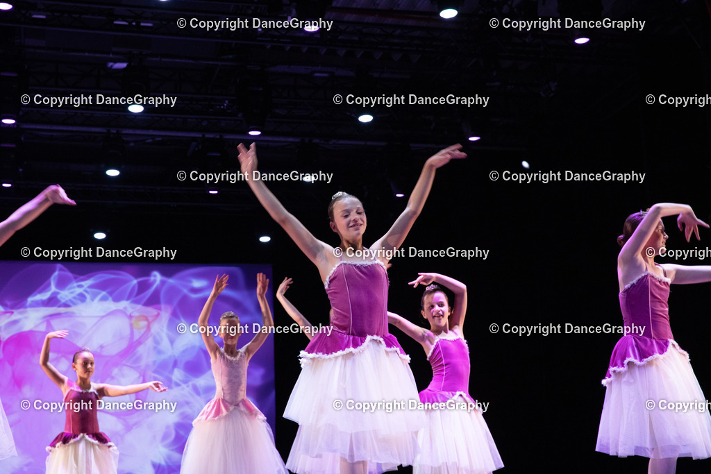 GPHY5996 | DanceGraphy - Realisiert mit Pictrs.com