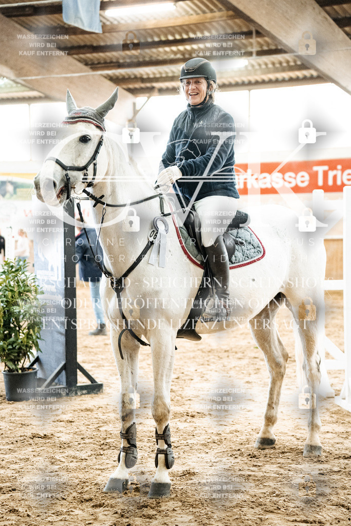 CK703010 | Turnierfotografie Pferdefotografie Trier Rheinland-Pfalz Pferdesport Reitsport Tierfotografie Sportfotografie Pferdevideo Pferdevideografie Equestrianvideography equestrianphotography  - Realisiert mit Pictrs.com