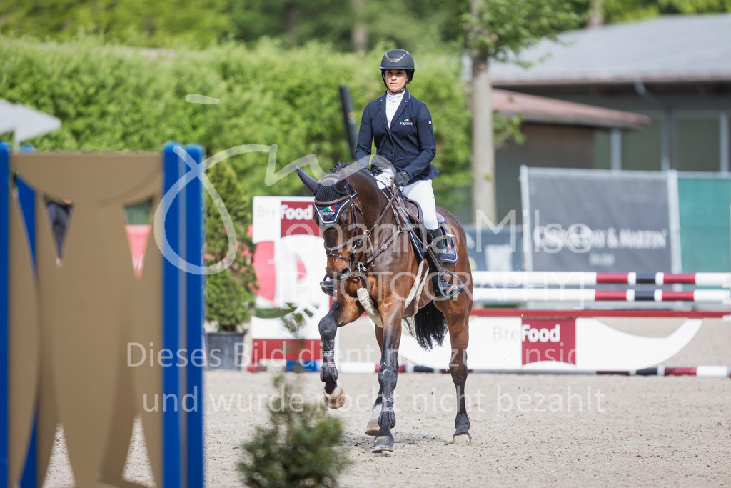 250506_Mühlen_SprPf-A2-234 | Deine schönsten Turniermomente als professionelle Fotos! Entdecke hochwertige Pferdesport-Fotografie im Online-Shop. Jetzt Fotos finden & bestellen!