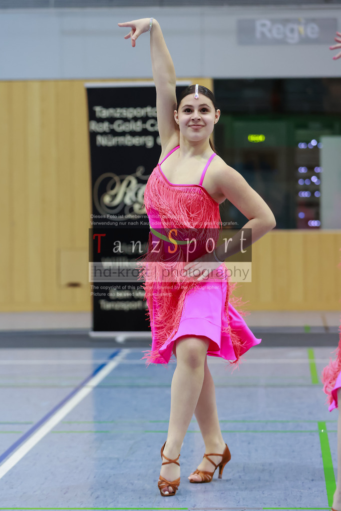 20260307_Solo-Forma_BL2_Nbg09751 | Tanzsportbilder, Standardtanz, Lateintanz, WDSF, DTV, LTVB, dancecomp, goc, hessen tanzt, blaues band der spree, walzer, tango, wiener walzer, slowfox, quickstepp, samba, rumba, cha-cha-cha, paso doble. jive, hd-kroft photography, turniertanzsport