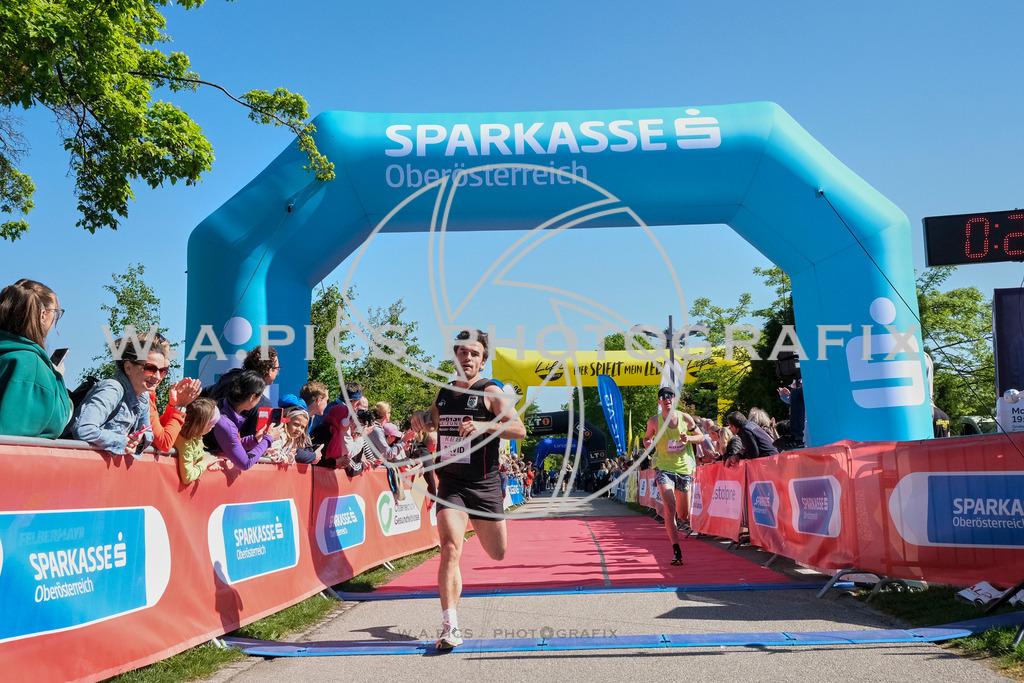 ..... | LINZ,AUSTRIA,27.April 24, Int. 3 Brückenlauf Linz  , Image shows: Photo: WAPICS / Michael ring