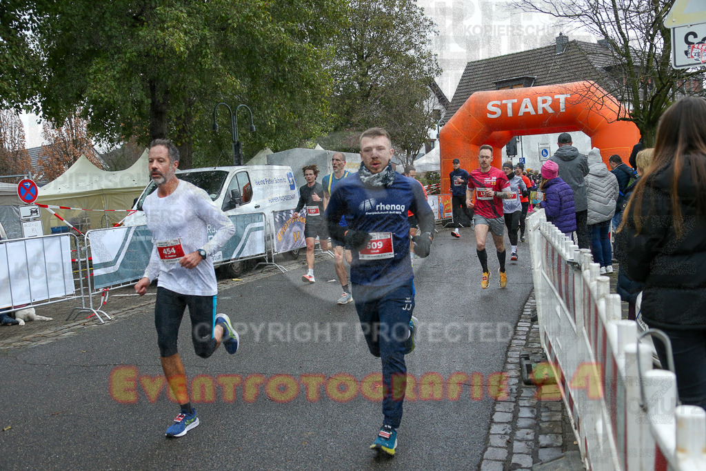 251130_1141_EX1_8249 | Sportfotografie im Rhein-Sieg Kreis, Köln, Bonn, NRW, Rheinland Pfalz, Hessen, etc. Unser Tätigkeitsfeld umfasst den Laufsport vom Volkslauf über den Marathon, Duathlon, Triathon bis zum Ultralauf wie Kölnpfad Ultra oder Schindertrail.