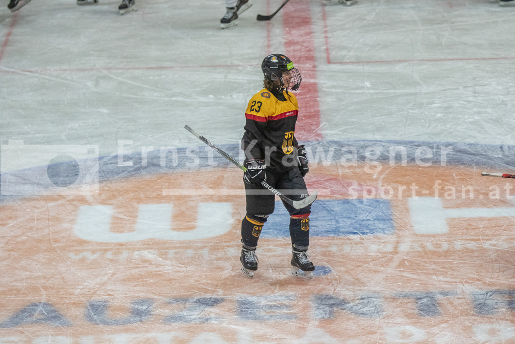 Dameneishockey | Dameneishockey, U18 Turnier am 31.08.2024 in Spittal (Eis-Sport-Arena - Sportzentrum Spittal), Austria, (Photo by Ernst Krawagner sport-fan.at) - Realisiert mit Pictrs.com