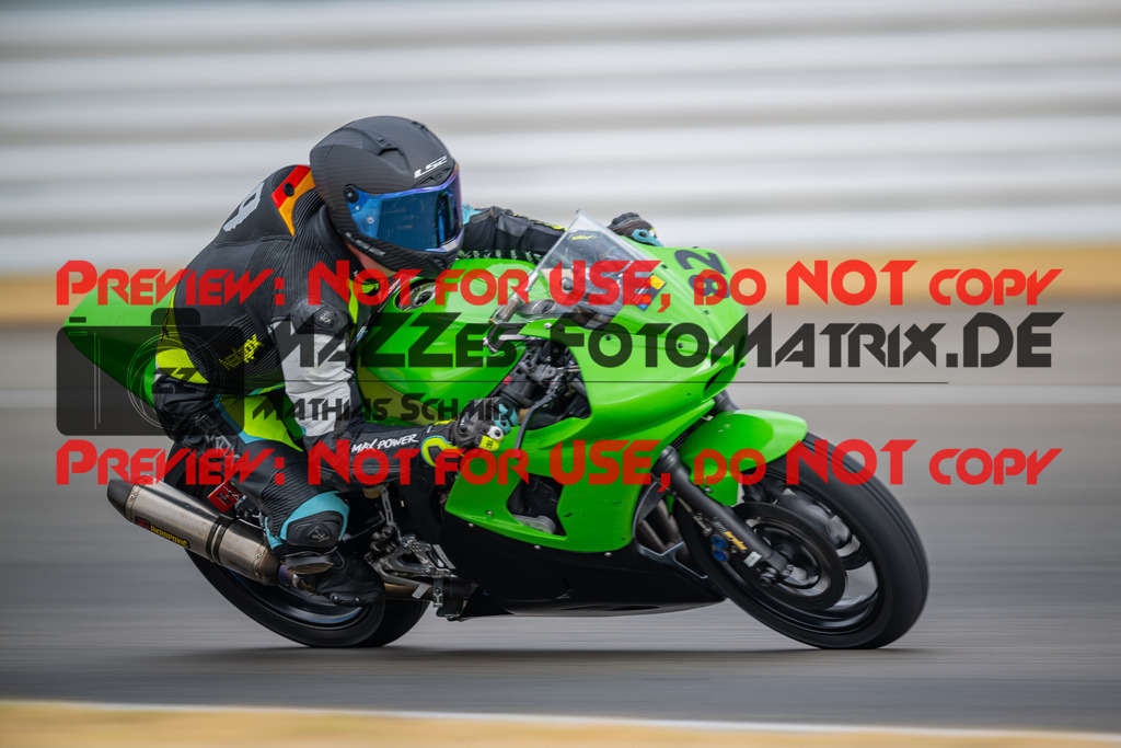 MaZZes-Fotomatrix-20260809-584609 | R1