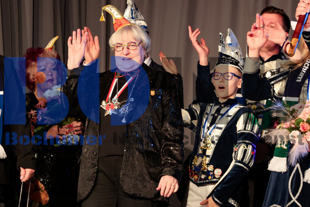 SES_GROKABO20250202-41 | bond - Realisiert mit Pictrs.com