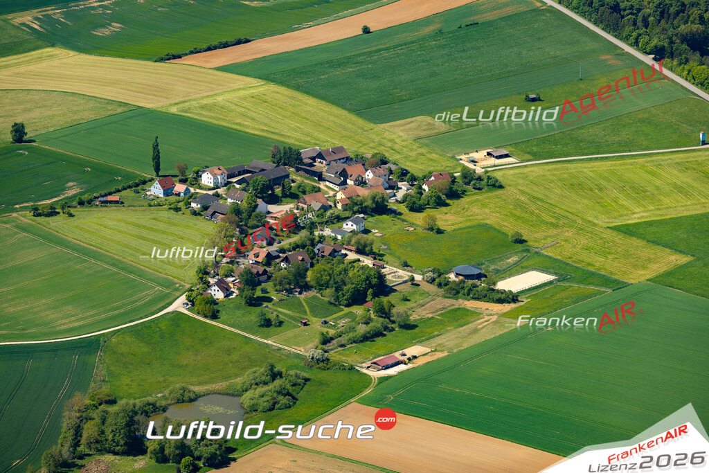 Deinshof Kastl Bild- Das Luftbild wurde 2025 vom UL-Flugzeug heraus erstellt ( keine Drohnen Bilder! ) - Hochauflösende Luftaufnahme -Nicht vergleichbar mit Google Maps oder Satelittenbilder- Die Geschenkidee !Mit Lizenz und Bildrechte bestellbar