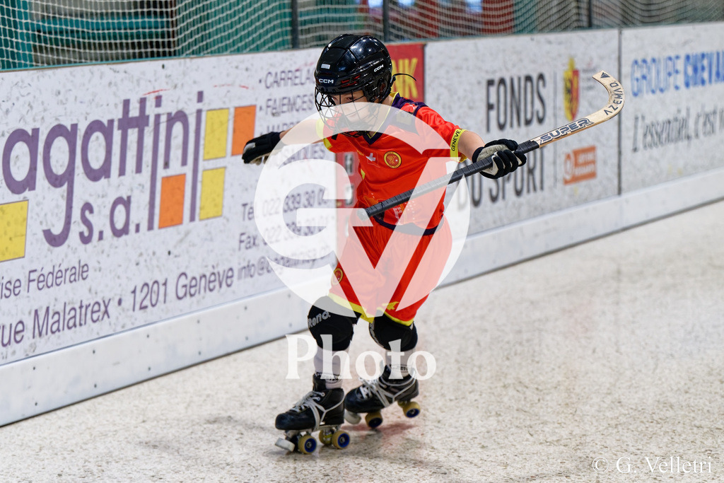 Super League  - Servette FC  v FC Zurich  | during the Super League  game between Servette FC  and FC Zurich  at Stade de Geneve  in Lancy , Switzerland 