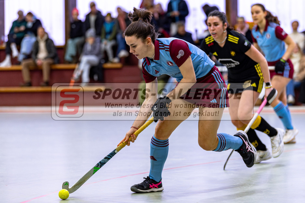 SM_2025-01-12_wD5_-24 | 1.Bundesliga Hallenhockey  (W) UHC - HTHC / 2:3 (2:1)