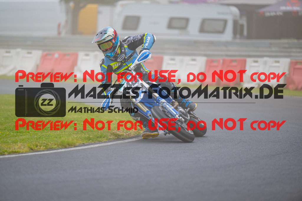 MaZZes-Fotomatrix-20260508-55895 | G4
