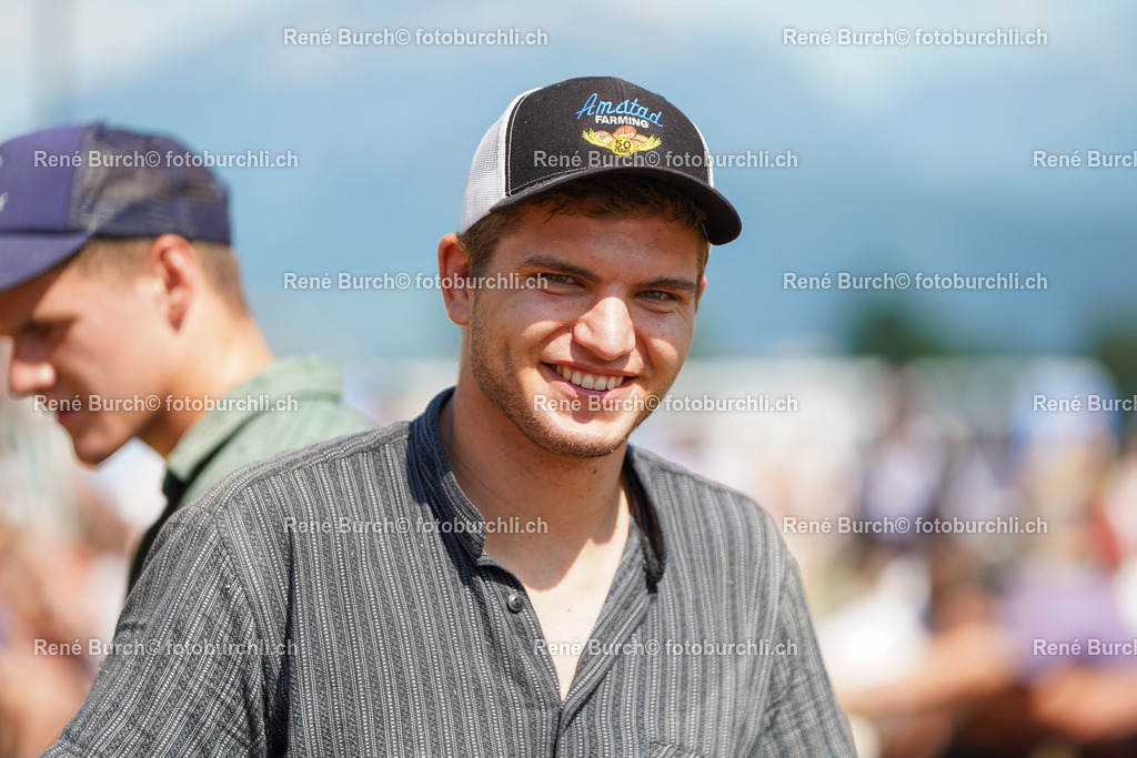20220703-DSC01939 (2) | René Burch leidenschaftlicher Fotograf aus Kerns in Obwalden.  Hier finden sie Sport, Landschaft und Natur Fotografie.
 - Realisiert mit Pictrs.com